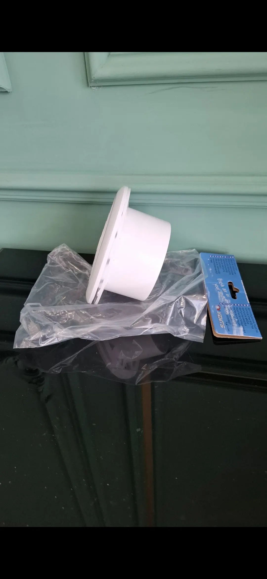 Animostat 100-lük. Plastik yumru mənfəz